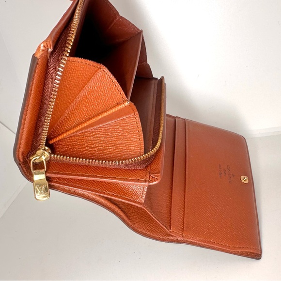 Very good condition authentic Louis Vuitton Monogram Tresor Wallet CA1908 - Picture 2 of 16